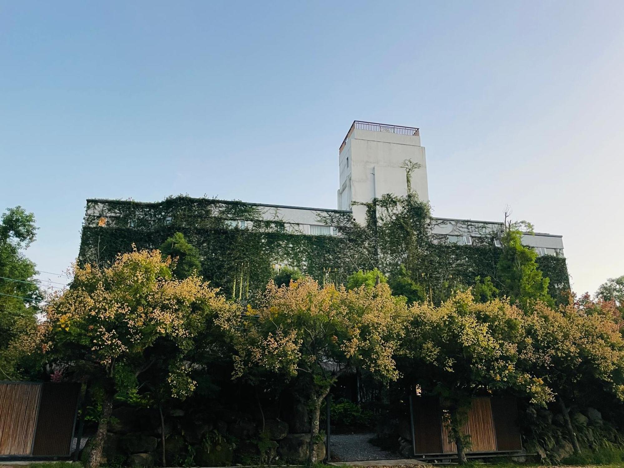 Appartamento La Tree 普椿農場木子莊園 Donghe Esterno foto
